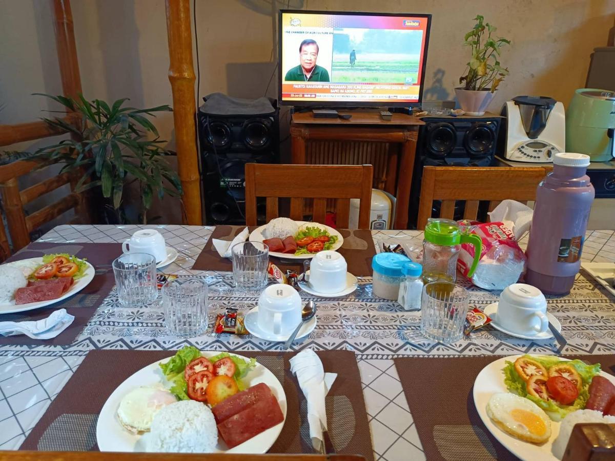 Villa Skanderbeg Guest House Puerto Princesa Εξωτερικό φωτογραφία