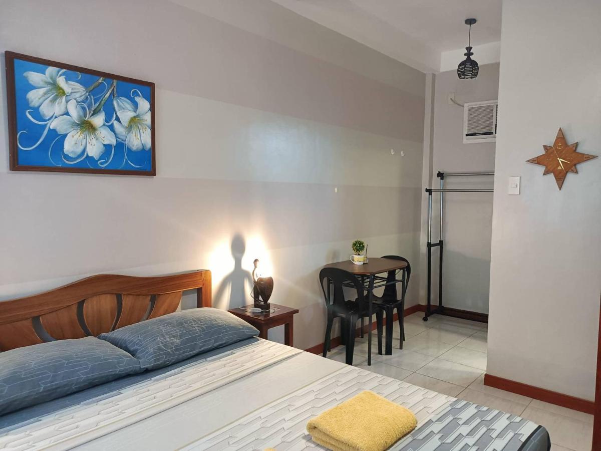 Villa Skanderbeg Guest House Puerto Princesa Εξωτερικό φωτογραφία