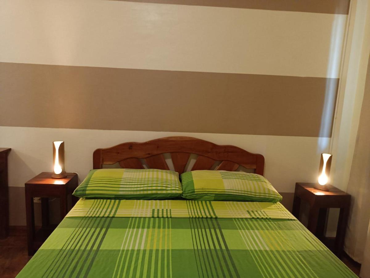 Villa Skanderbeg Guest House Puerto Princesa Εξωτερικό φωτογραφία