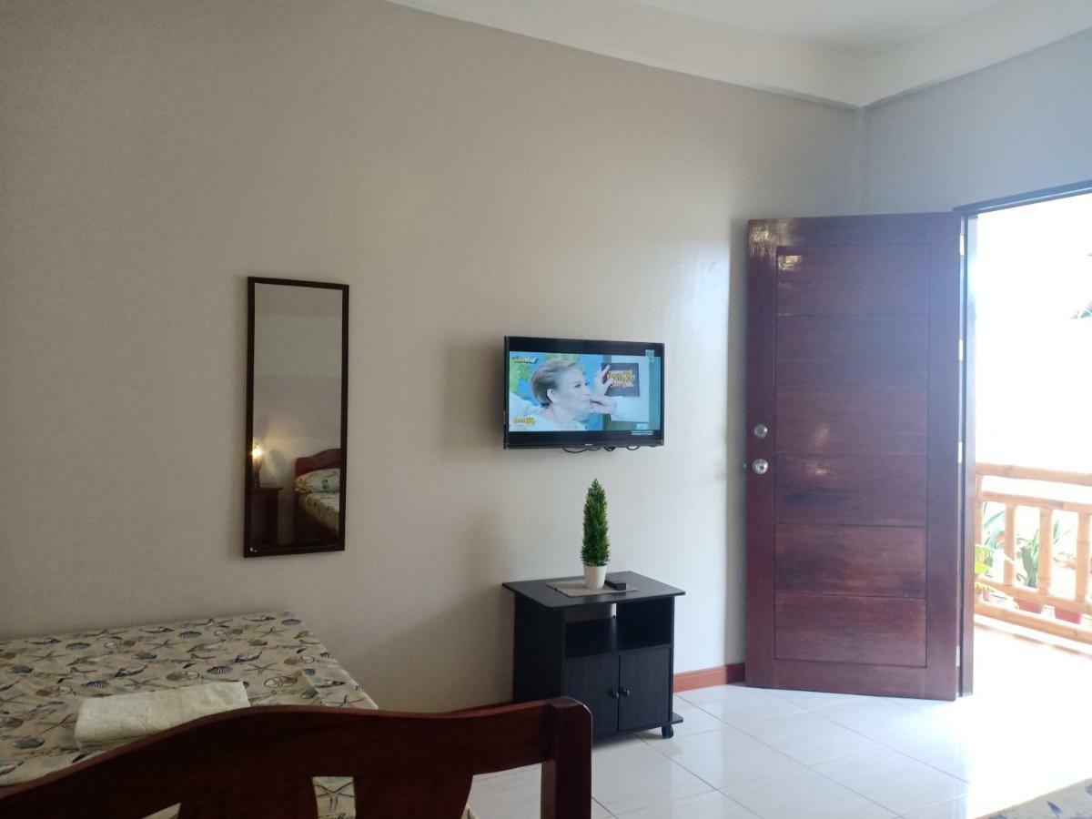 Villa Skanderbeg Guest House Puerto Princesa Εξωτερικό φωτογραφία