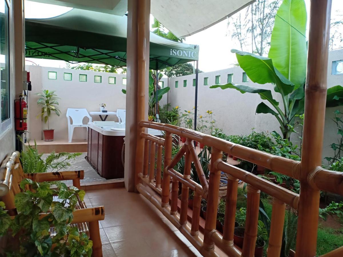 Villa Skanderbeg Guest House Puerto Princesa Εξωτερικό φωτογραφία
